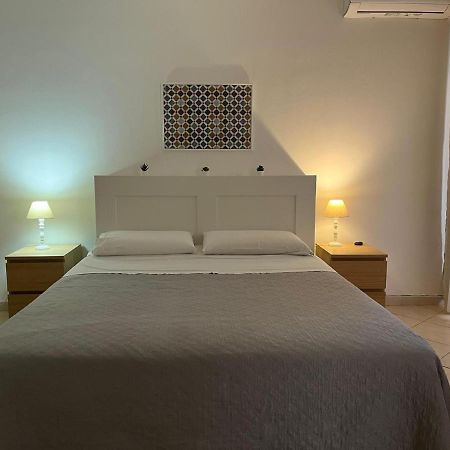 Dal Porto Al Politeama Apartment Palermo Bagian luar foto
