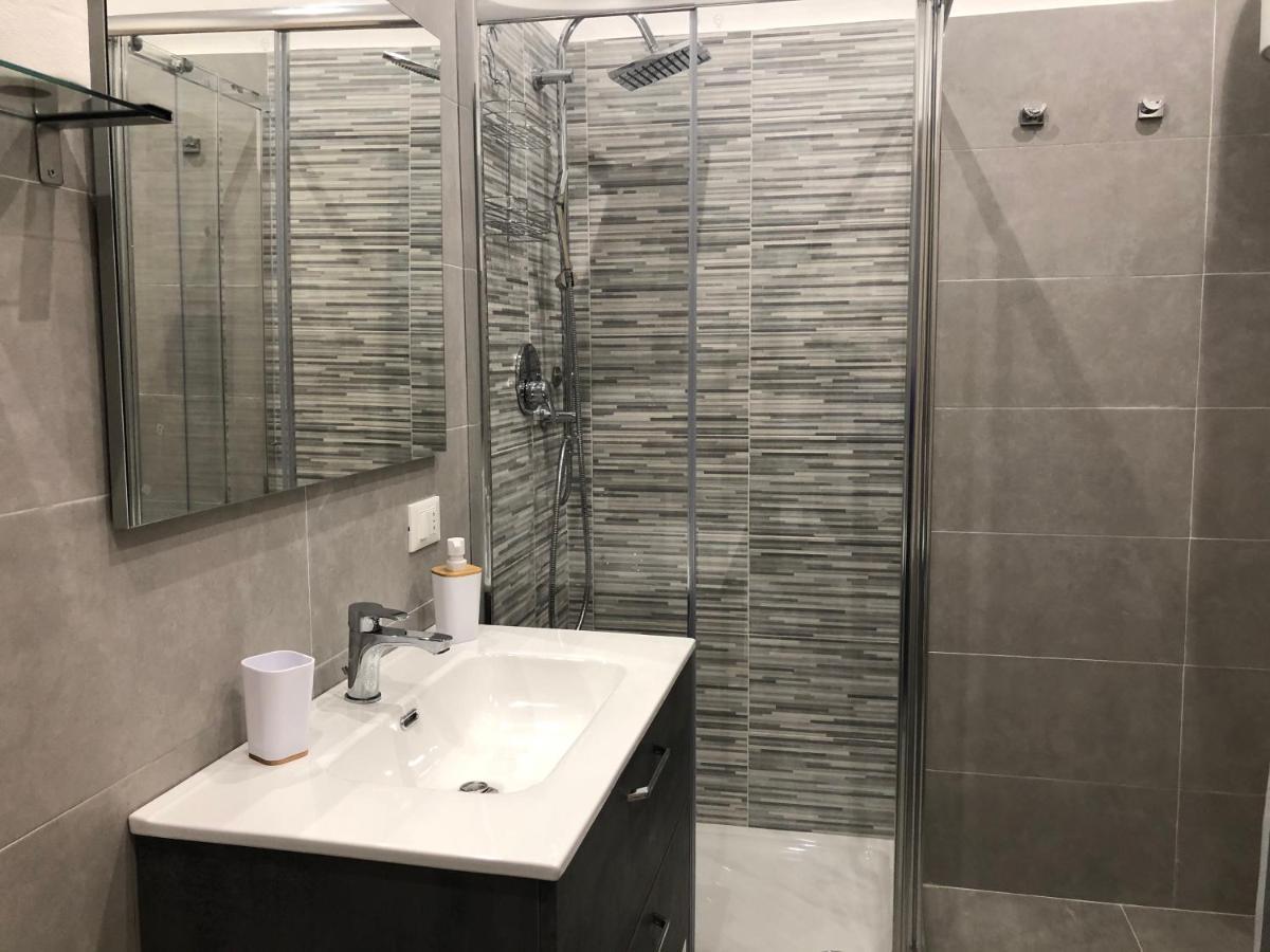 Dal Porto Al Politeama Apartment Palermo Bagian luar foto