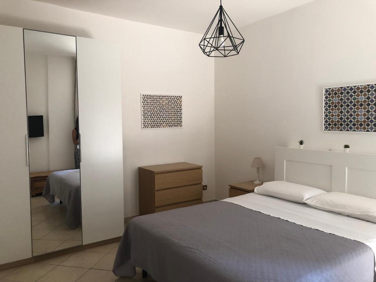 Dal Porto Al Politeama Apartment Palermo Bagian luar foto
